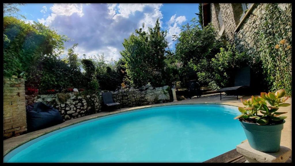 Les Jardins De Kuz - Baleine Hotel Bernin Exterior photo